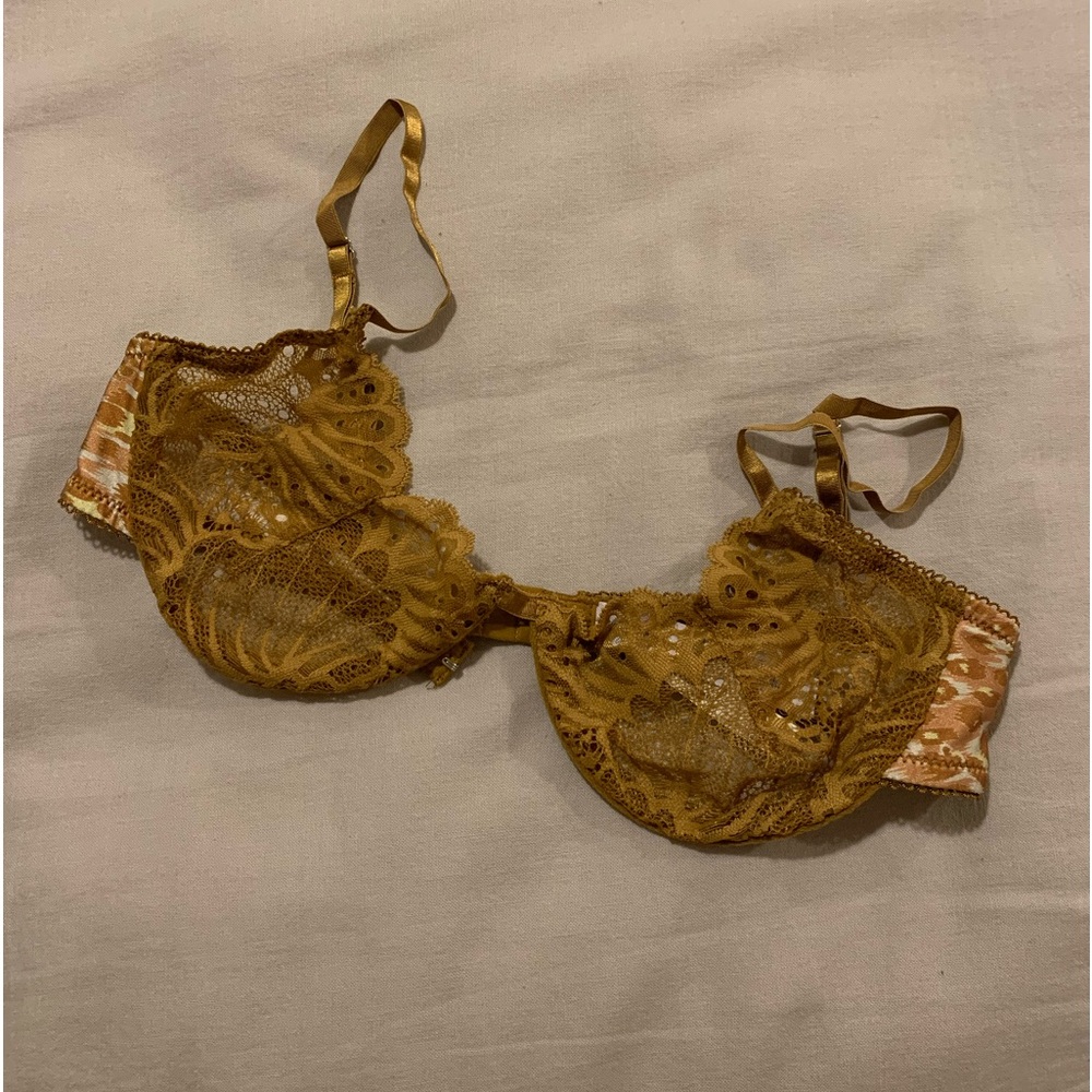Urban Outfitters Bra
